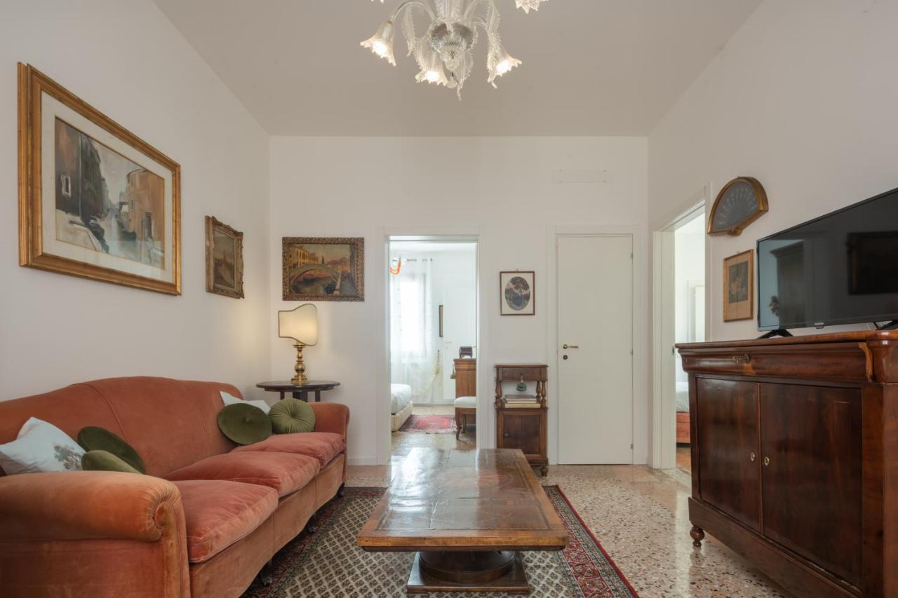 Tiepolo Apartment In The Biennale District R&R Venetië Buitenkant foto
